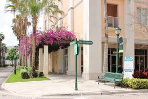 VILLAGE AT ABACOA CONDO - Residential