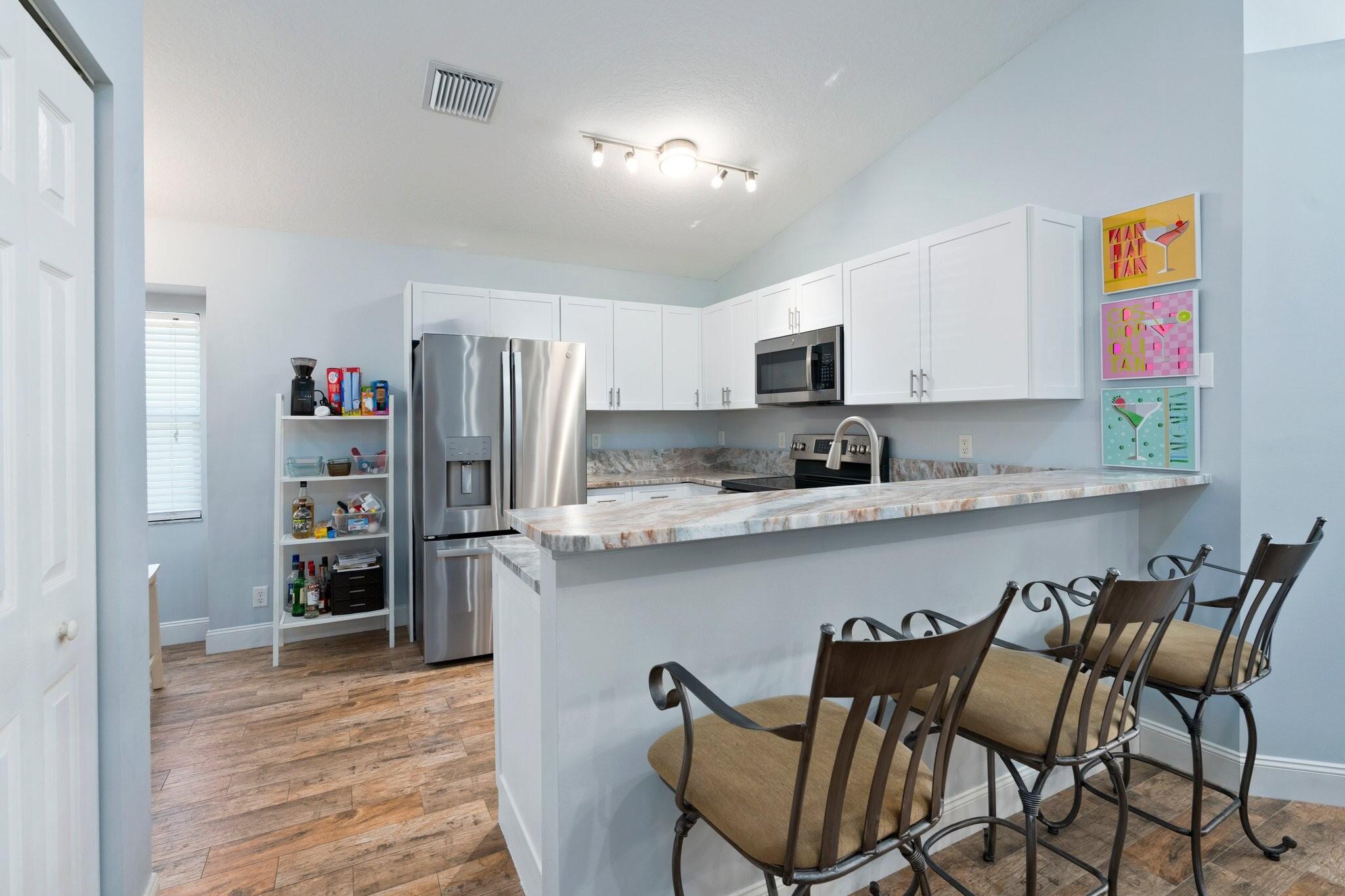 2470 SW Plymouth Way, Stuart, FL, 34997/$425,000 4 2470 SW Plymouth Way