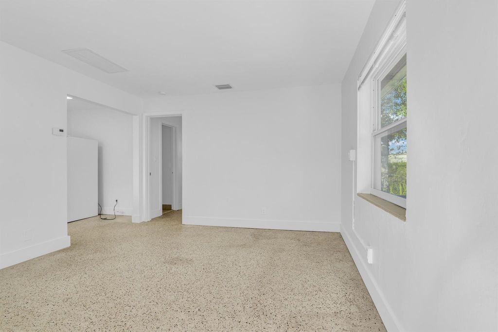 Photo of 728 N L Street #3, Lake Worth Beach, FL 33460 (MLS # R11063505)