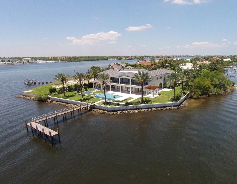 POINT MANALAPAN 9 - Residential