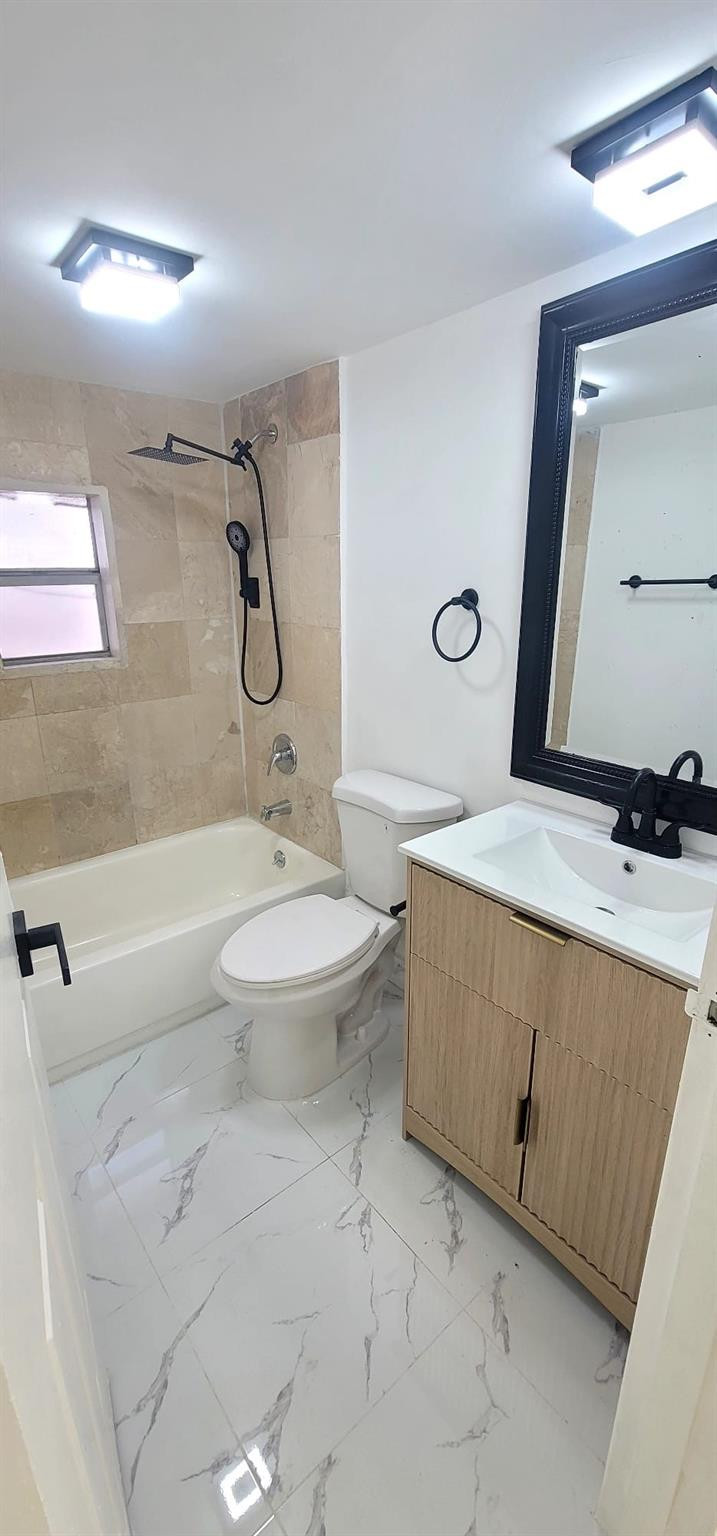 Mainlands Of Tamarac Lake - Residential