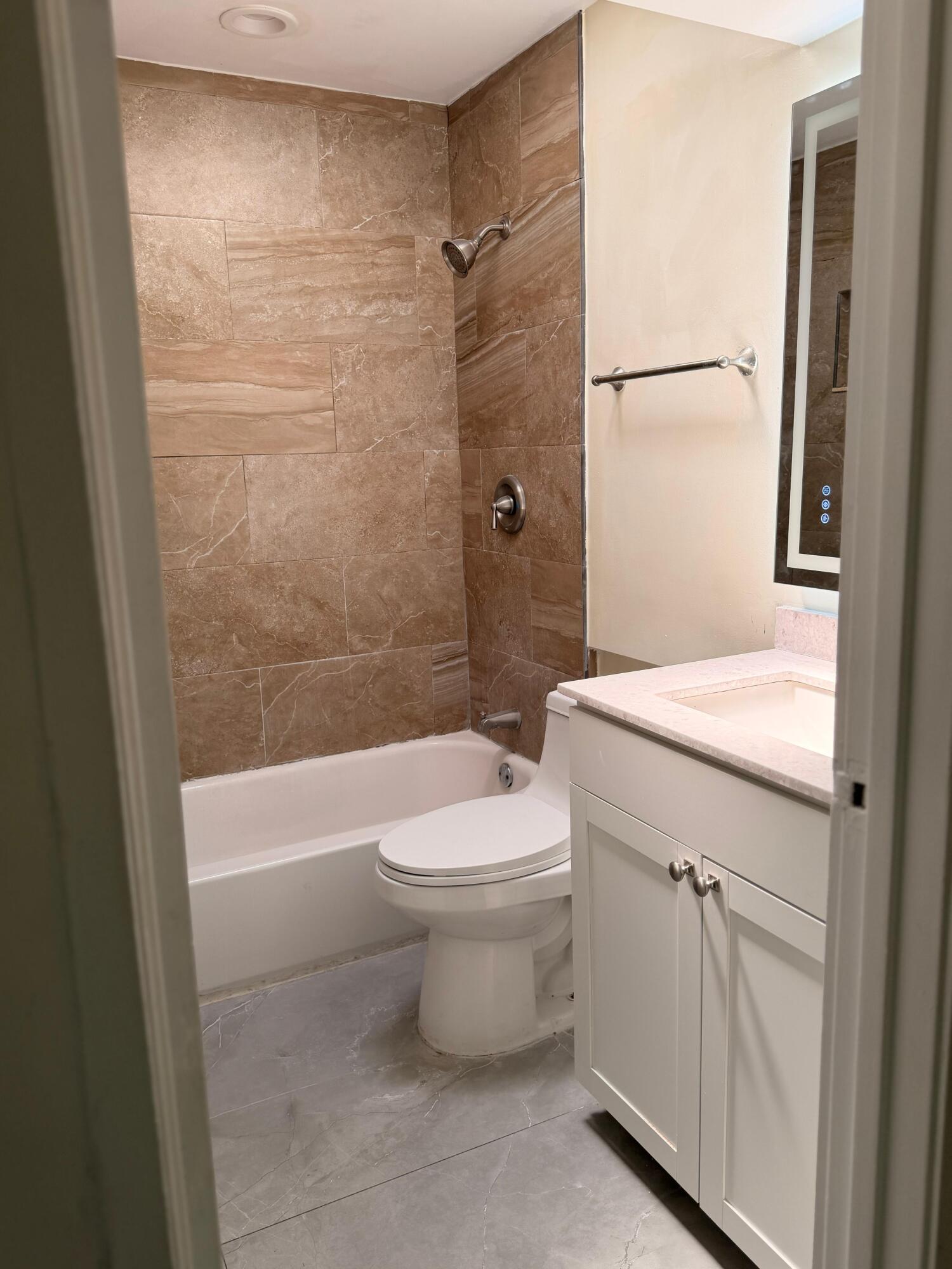 HEATHGATE - Residential Lease