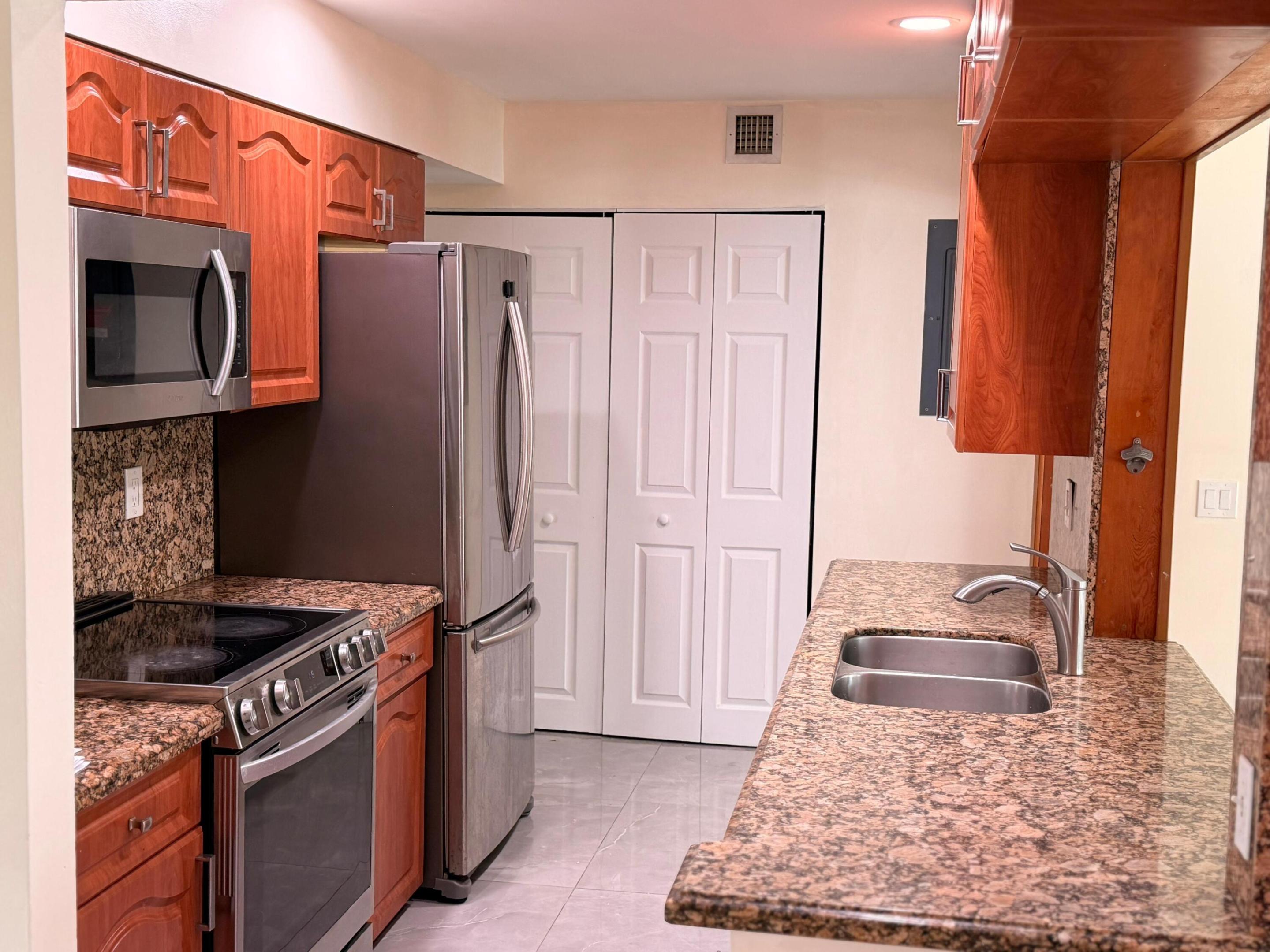 HEATHGATE - Residential Lease