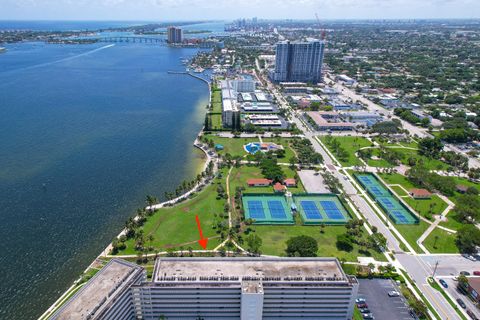 A home in West Palm Beach