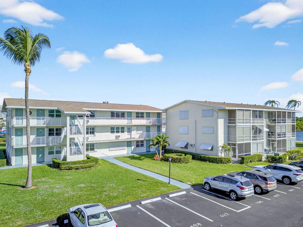 Photo of 650 Horizons E #302, Boynton Beach, FL 33435 (MLS # R11145341)