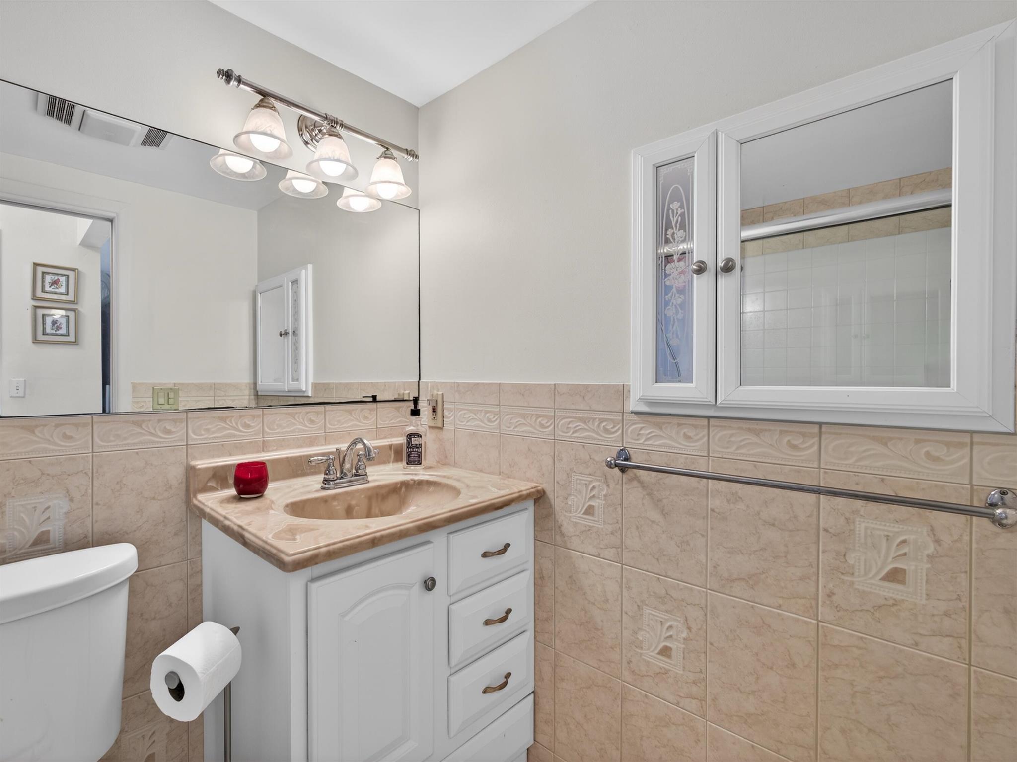 STERLING VILLAGE 650 COND - Residential