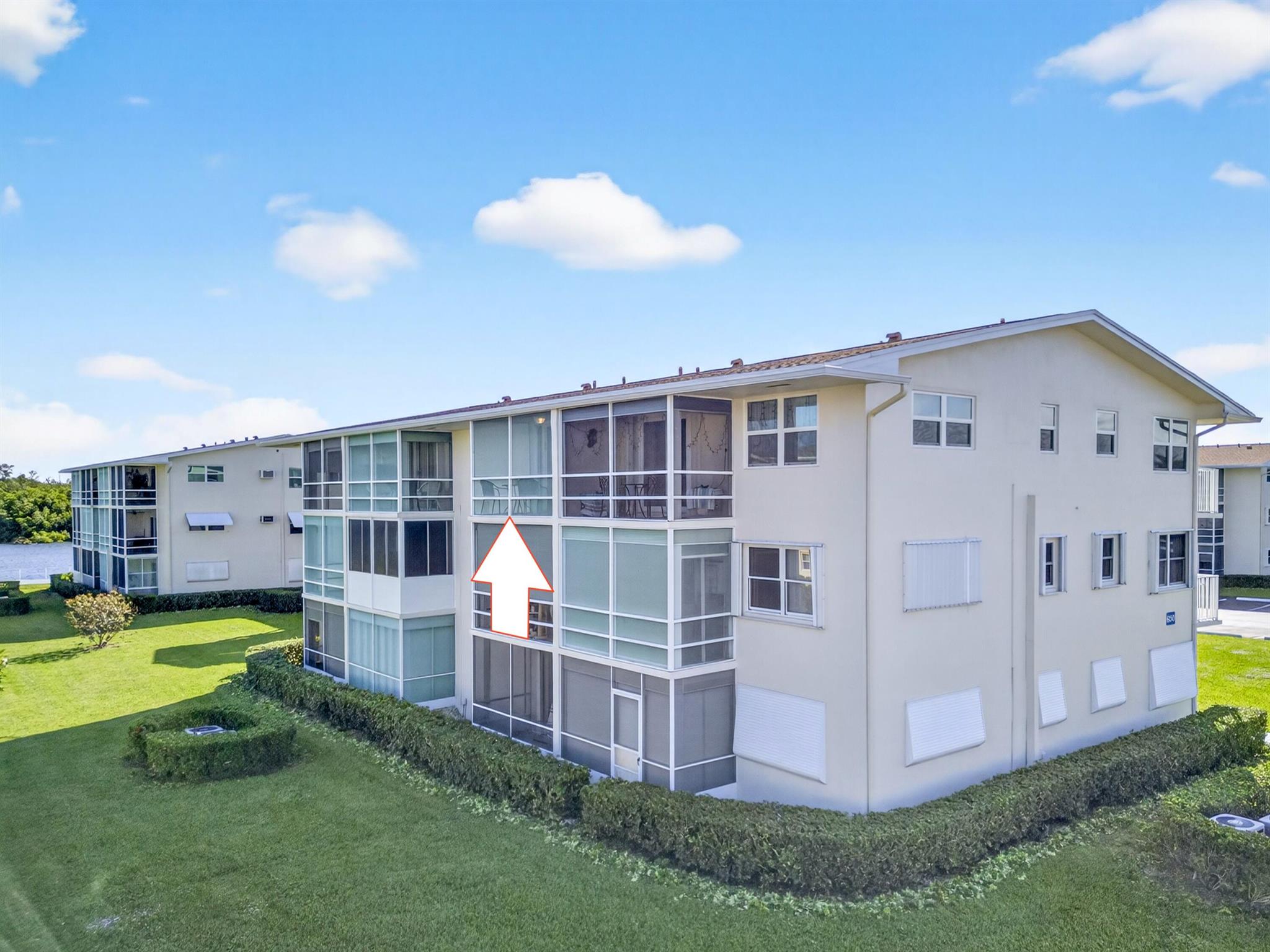 STERLING VILLAGE 650 COND - Residential