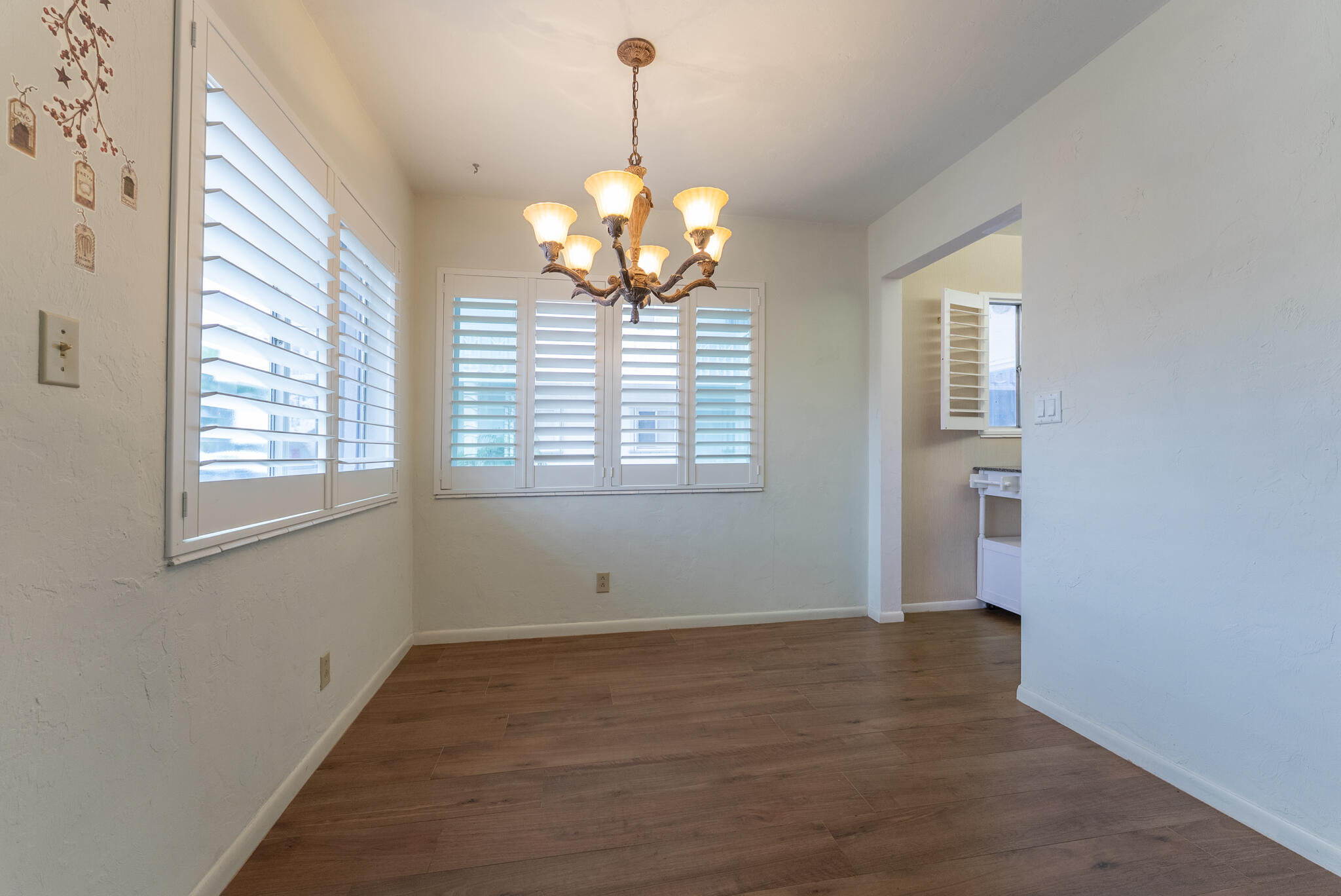 LAKESIDE POINT APT 3 CONDO - Residential