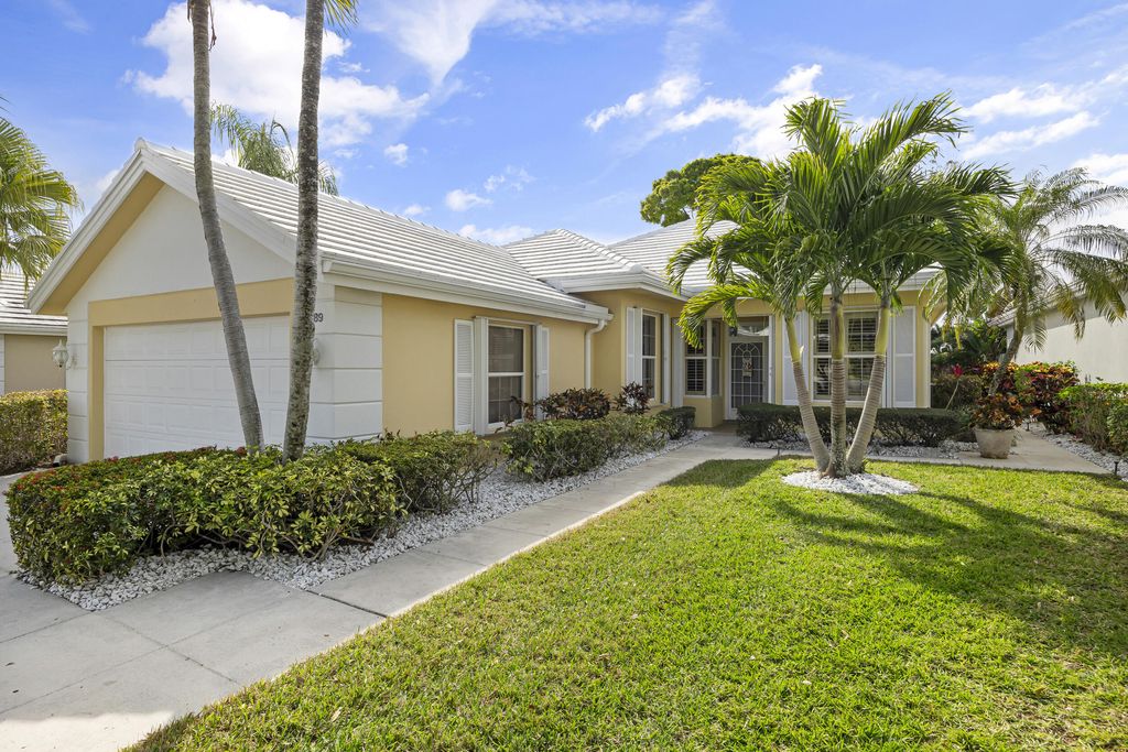 Photo of 8589 Doverbrook Drive, Palm Beach Gardens, FL 33410 (MLS # R11036677)