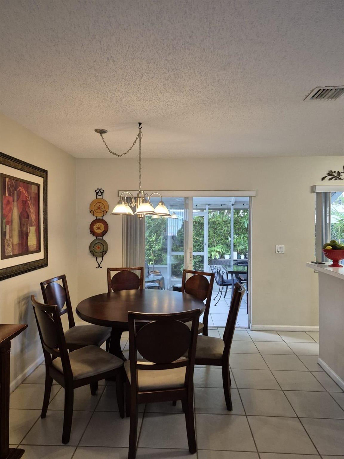 4753 SW 13th Place