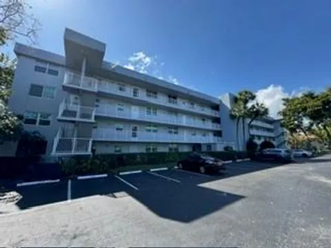 112 Royal Park Dr Unit 4B, Oakland Park, FL 33309 - MLS#: F10492492