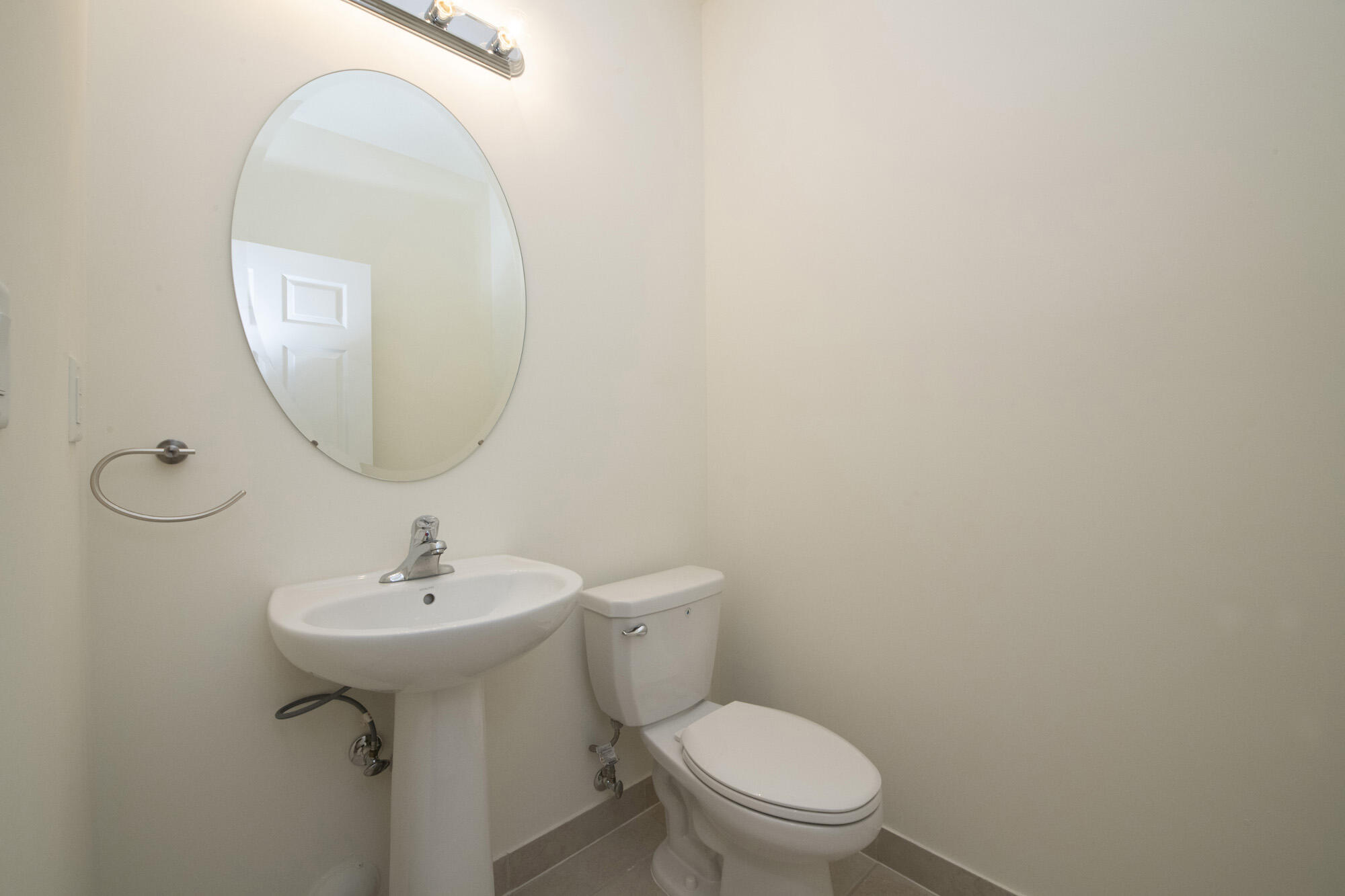 BRETON PARK AT DAVIE - Residential Lease