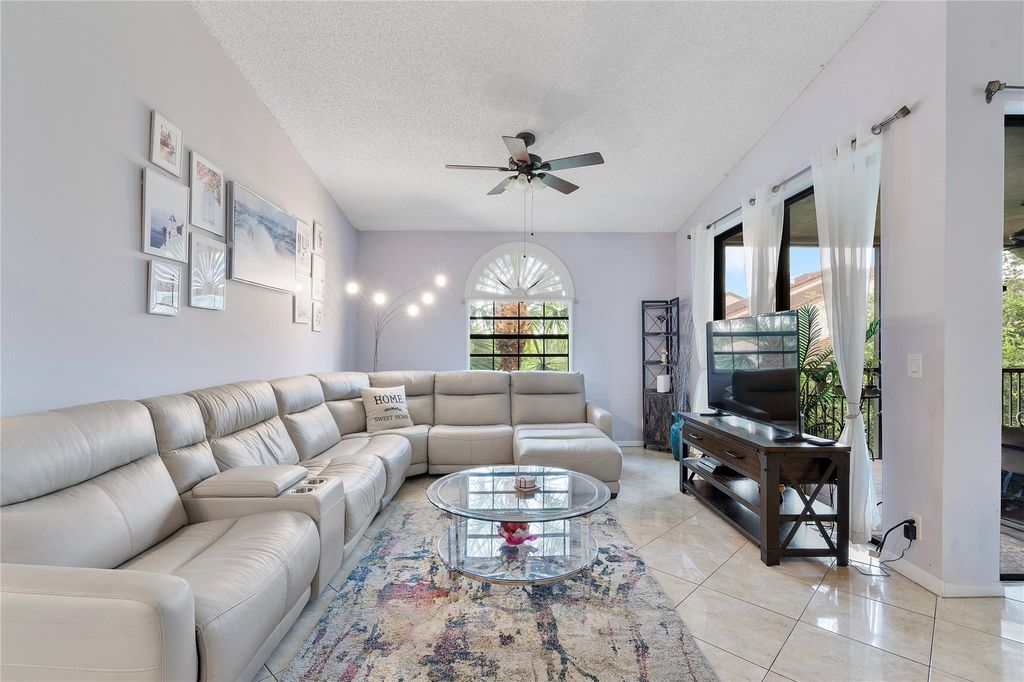 Photo of 10730 NW 14th Street #175, Plantation, FL 33322 (MLS # F10505882)