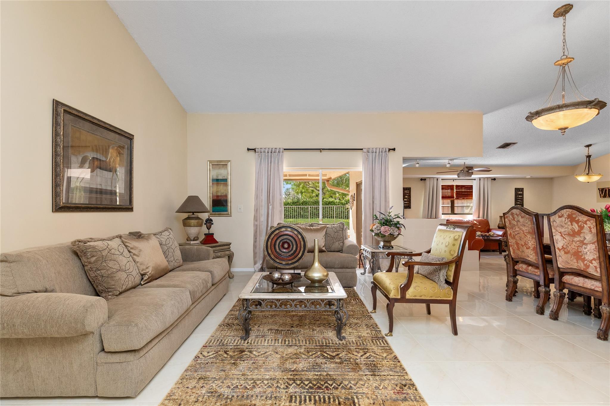 21011 Windemere Ln