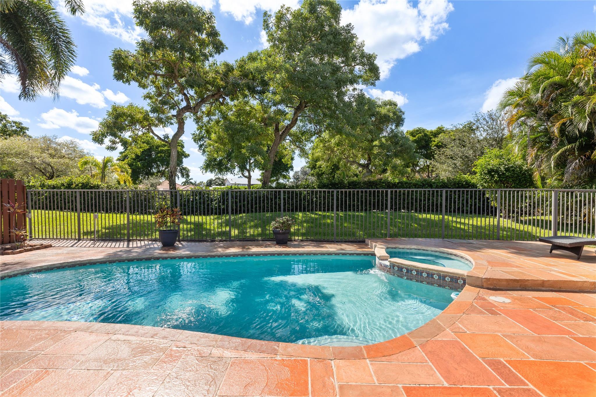 Country Landing Sec 03 - Residential