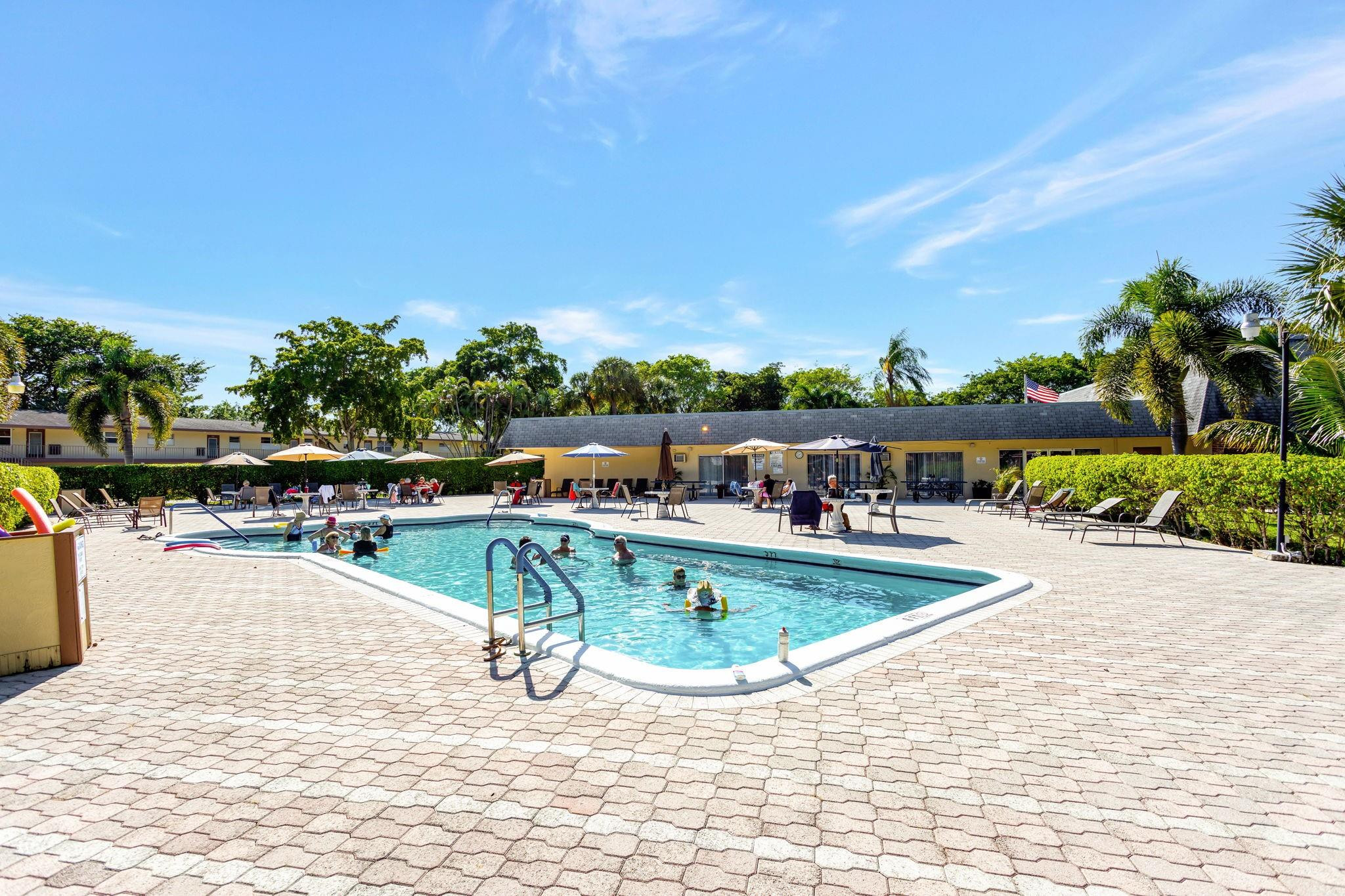 ORIOLE GARDENS THREE - Residential