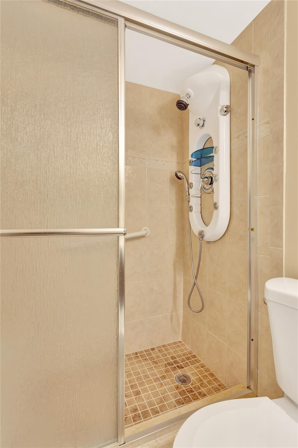 ORIOLE GARDENS THREE - Residential