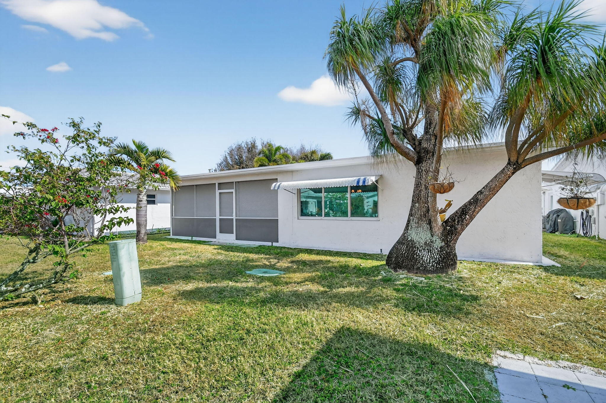 PALM BEACH LEISUREVILLE SEC 10 - Residential