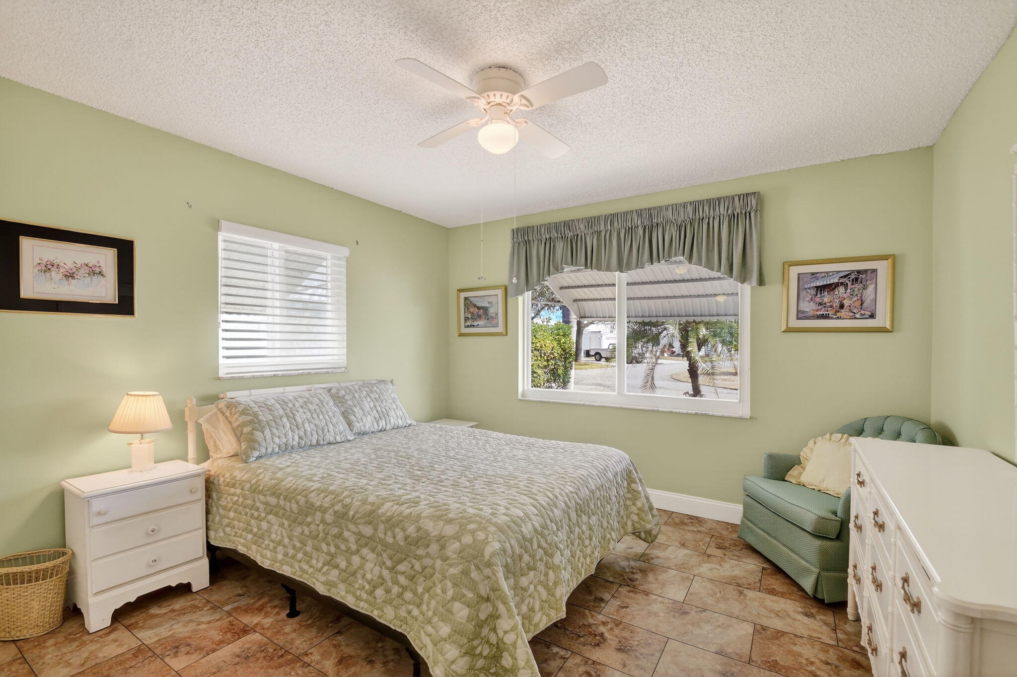 PALM BEACH LEISUREVILLE SEC 10 - Residential