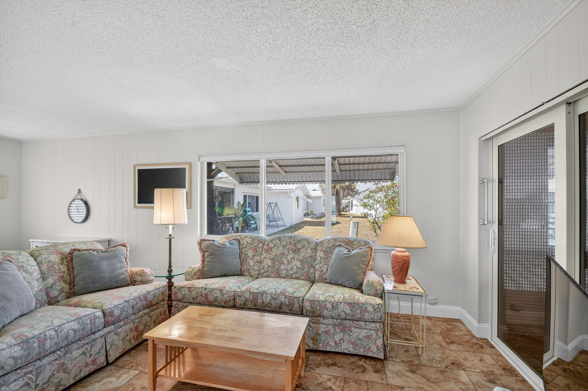 PALM BEACH LEISUREVILLE SEC 10 - Residential