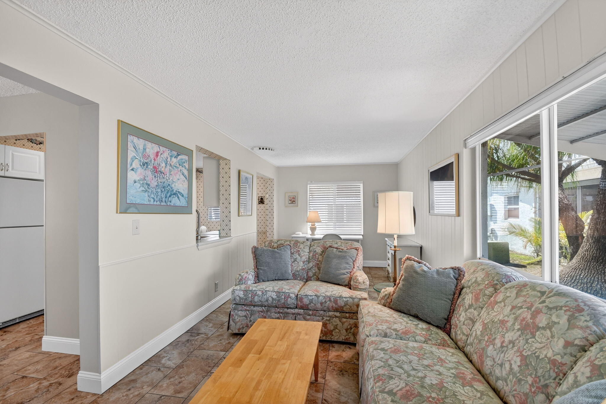 PALM BEACH LEISUREVILLE SEC 10 - Residential