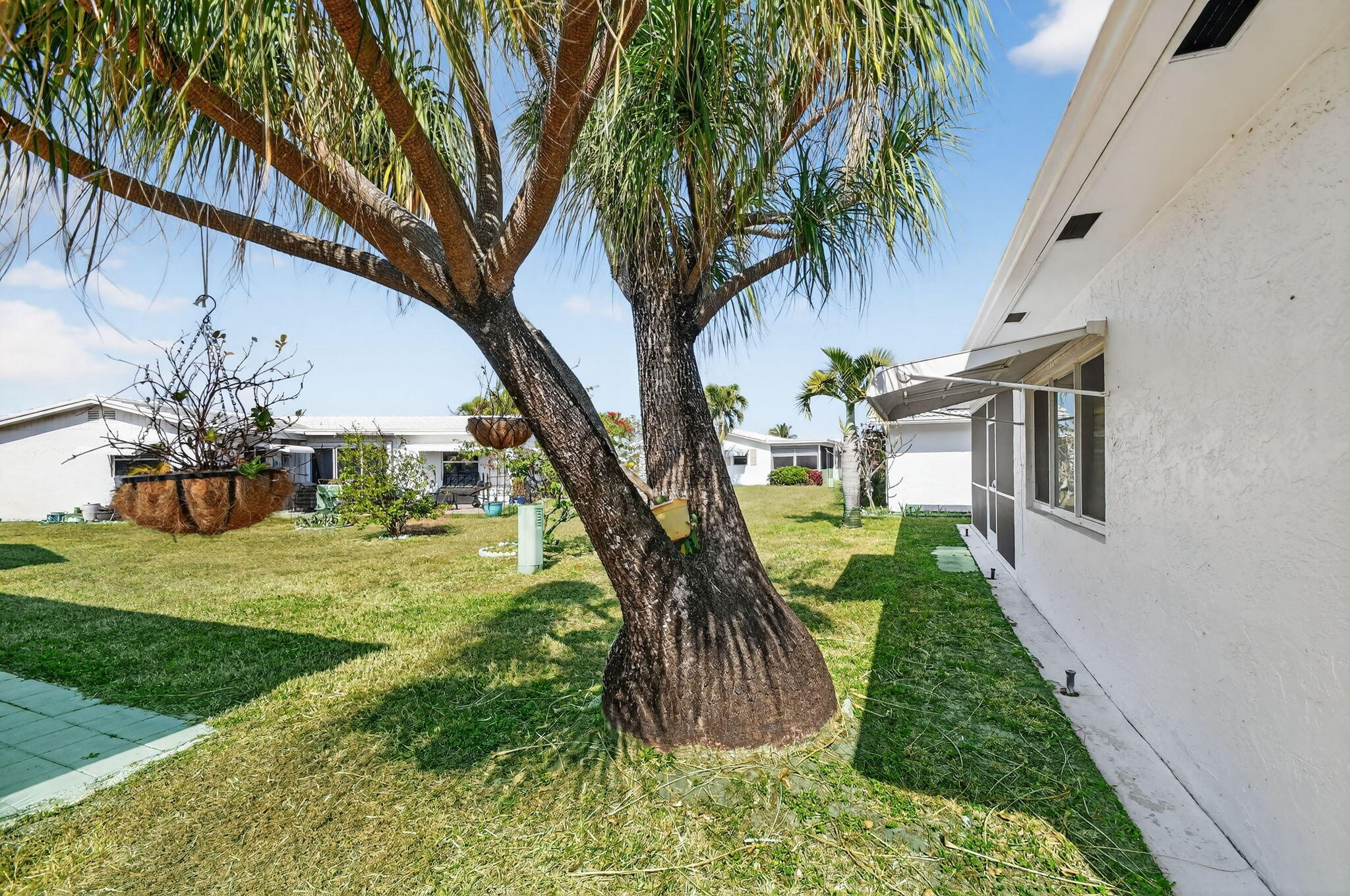 PALM BEACH LEISUREVILLE SEC 10 - Residential