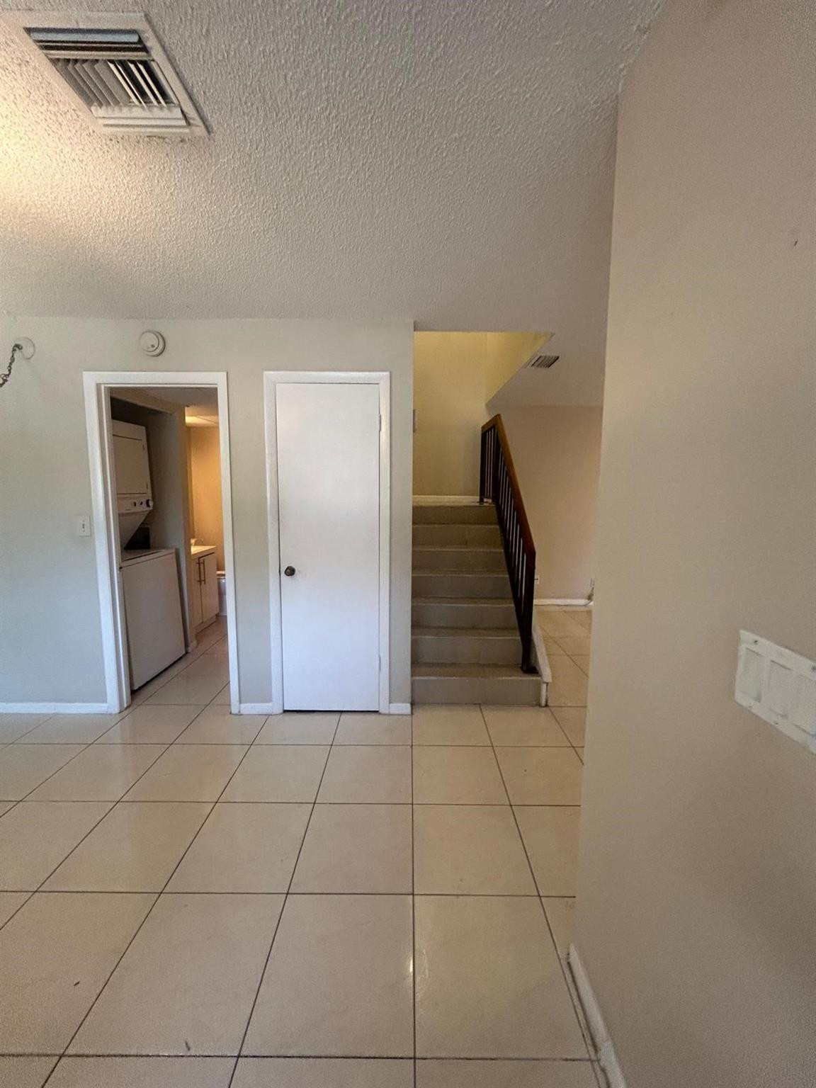 Villas At Woodland Greens - Residential Lease