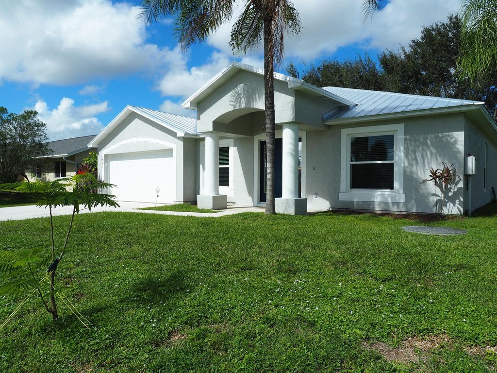Photo of 1601 SW Ocean Cove Avenue, Port St Lucie, FL 34953 (MLS # R10928983)