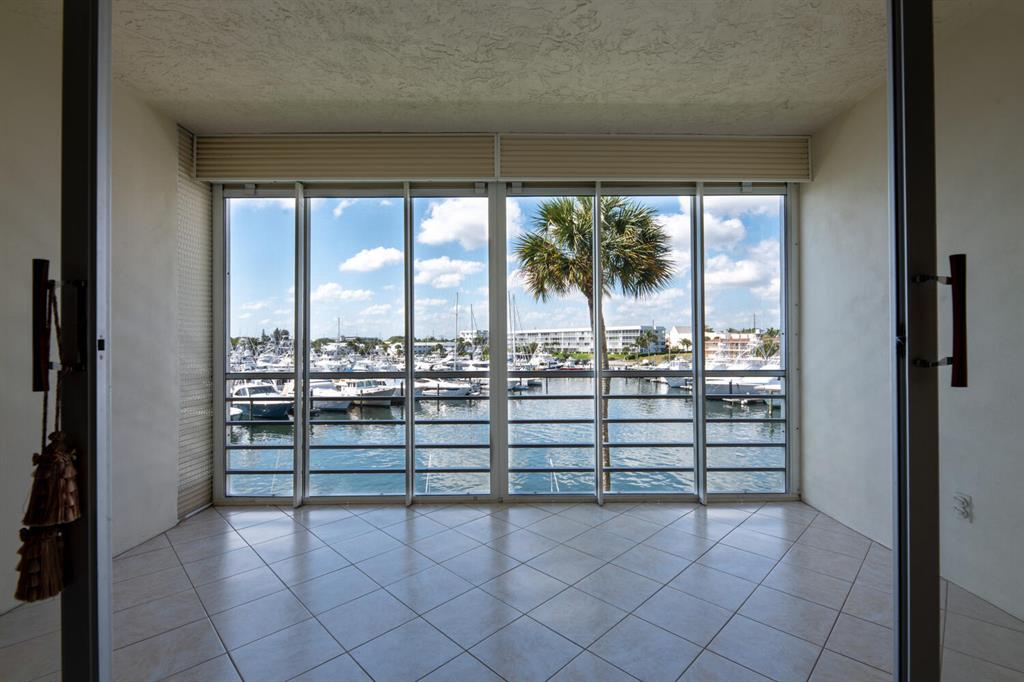 Photo of 21 Yacht Club Drive #304, North Palm Beach, FL 33408 (MLS # R10700772)