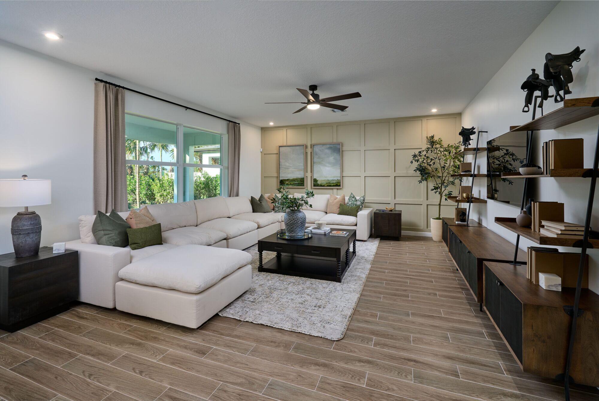 7267 Lenora Lane