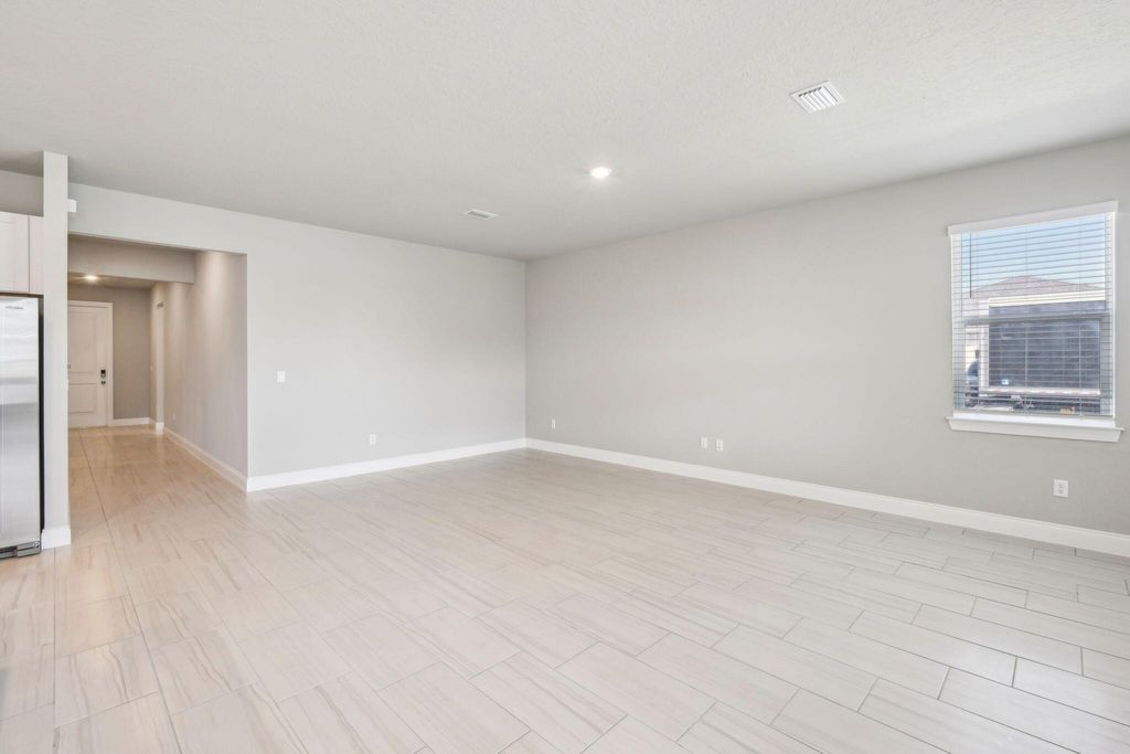 Photo of 6304 NW Cloverdale Avenue, Port Saint Lucie, FL 34987 (MLS # R11120455)