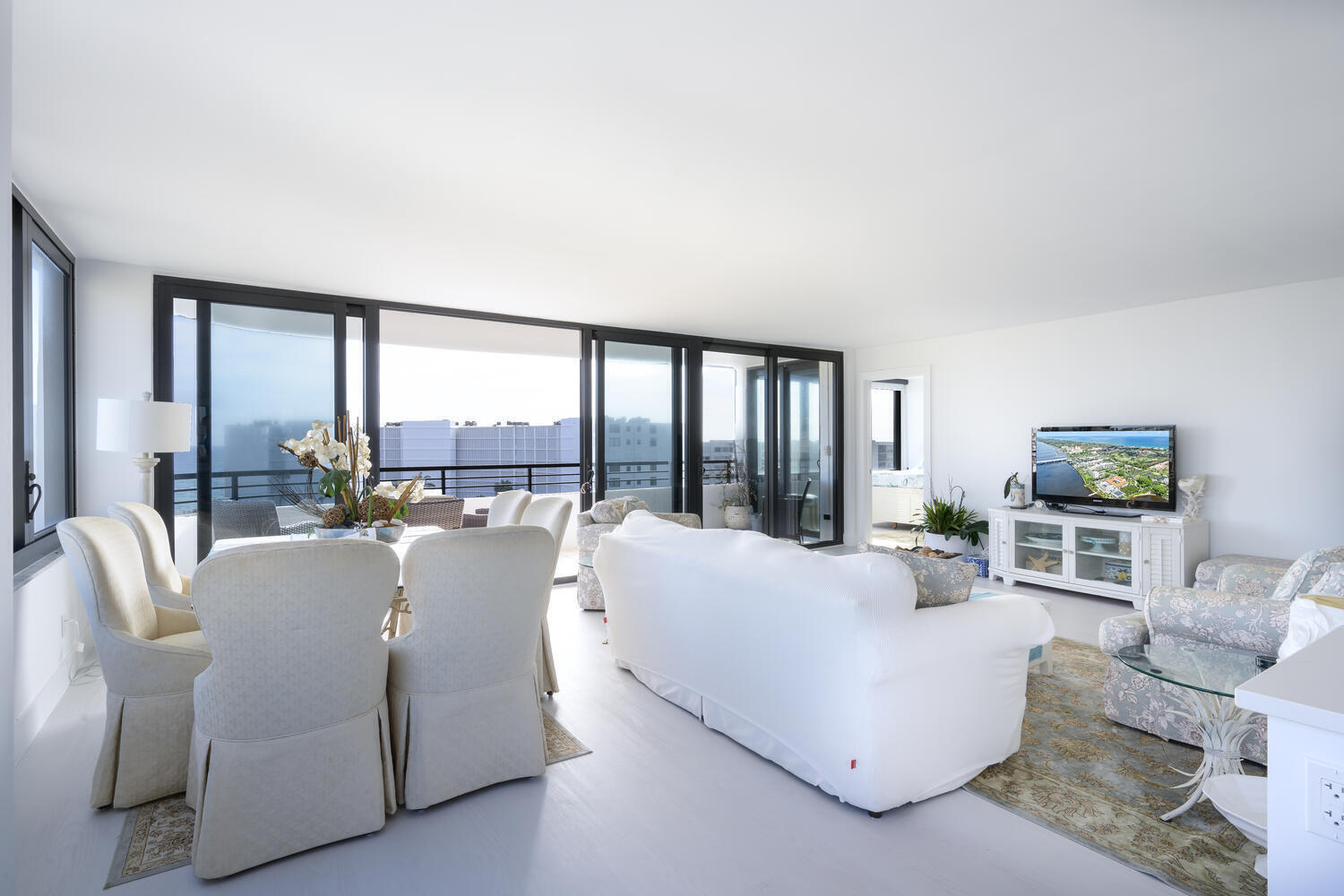 MAYFAIR HOUSE CONDO - Residential Lease