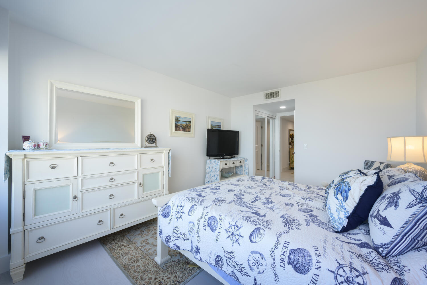 MAYFAIR HOUSE CONDO - Residential Lease