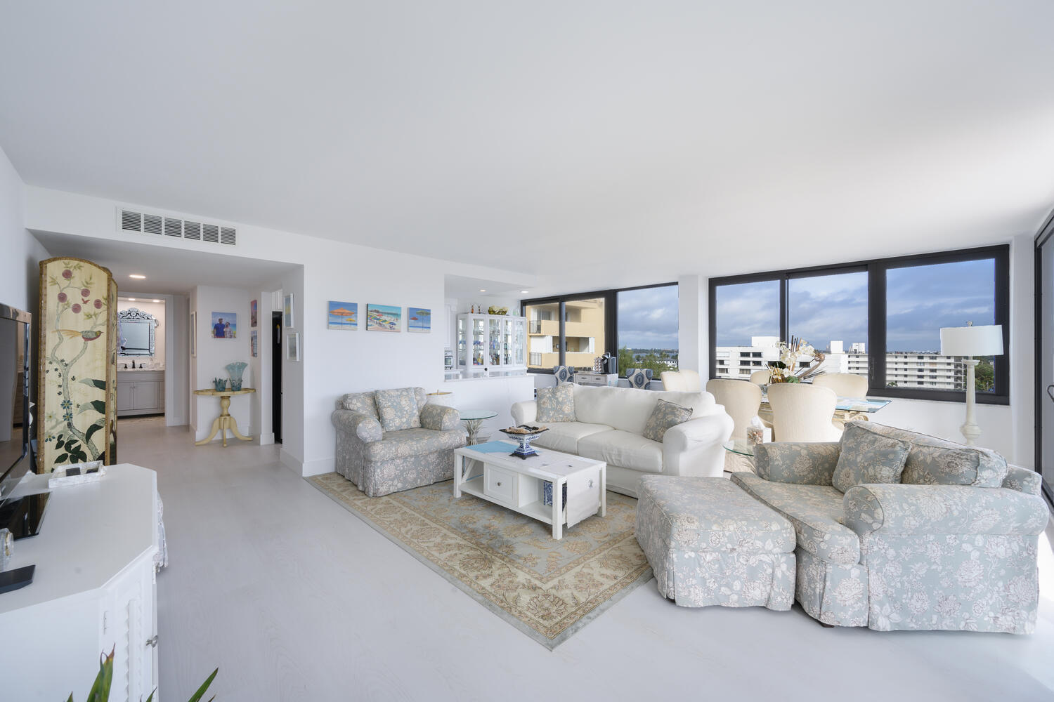 MAYFAIR HOUSE CONDO - Residential Lease