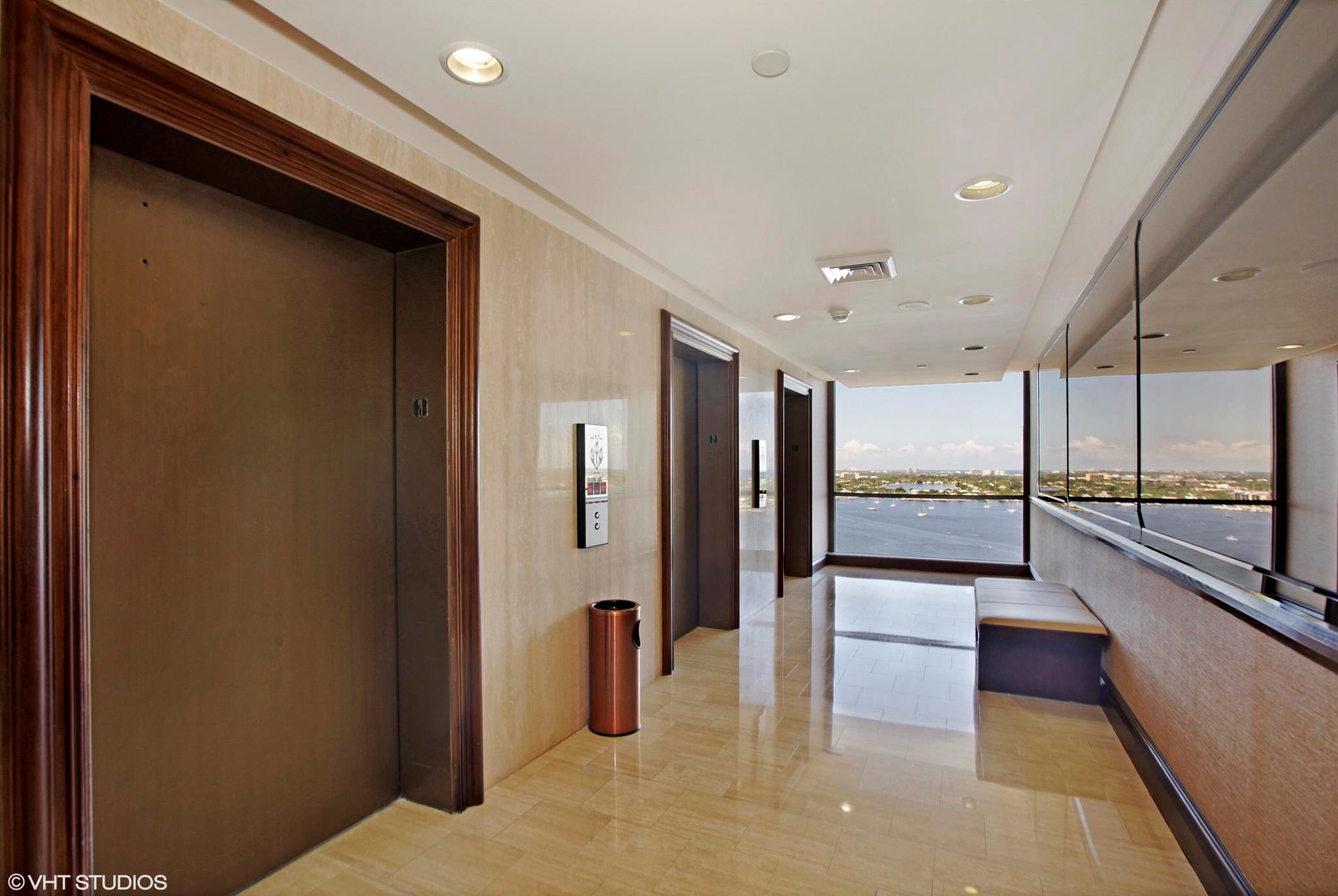 OLD PORT COVE LAKE POINT - Residential