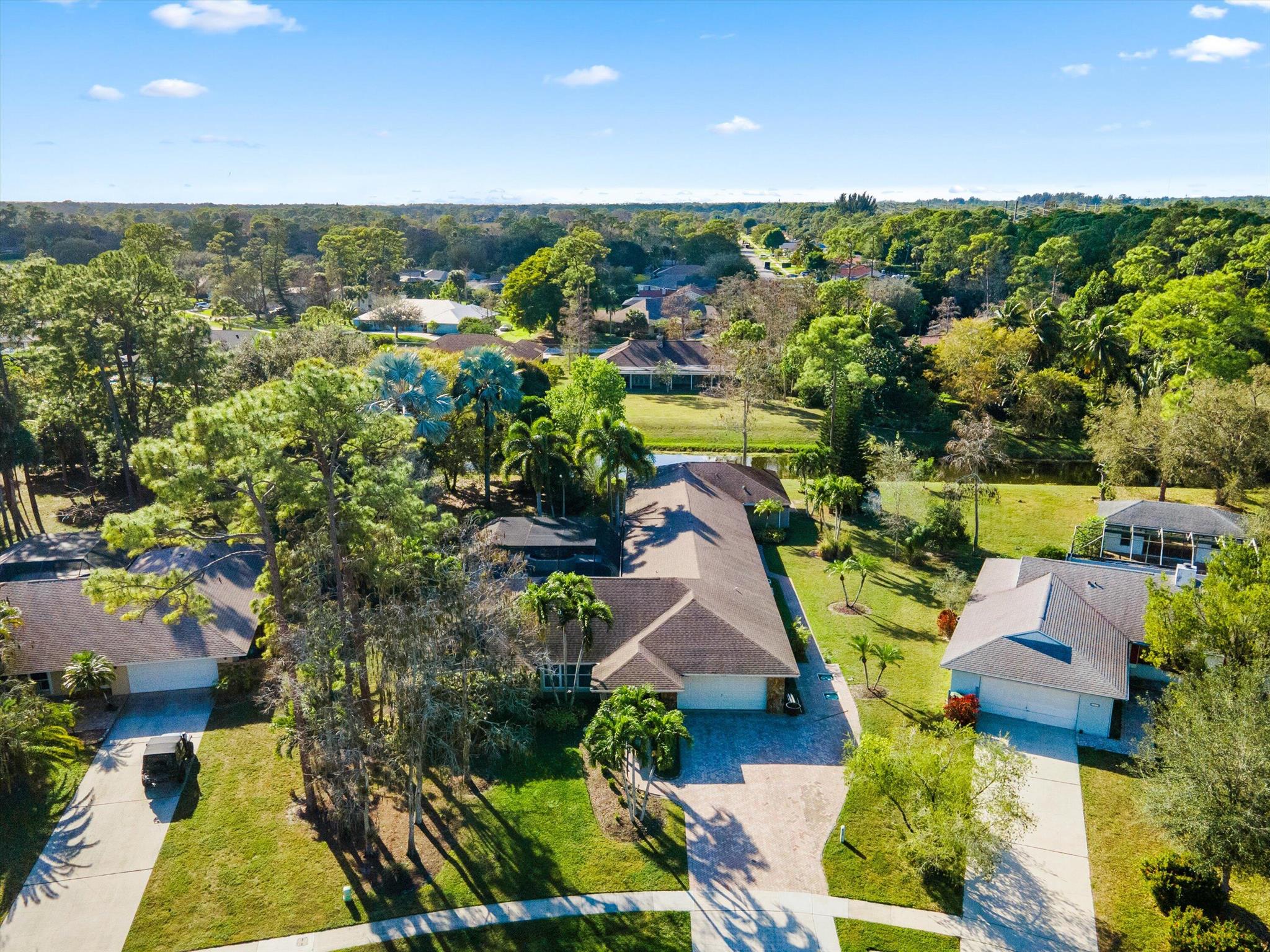 PINES OF WELLINGTON - Residential