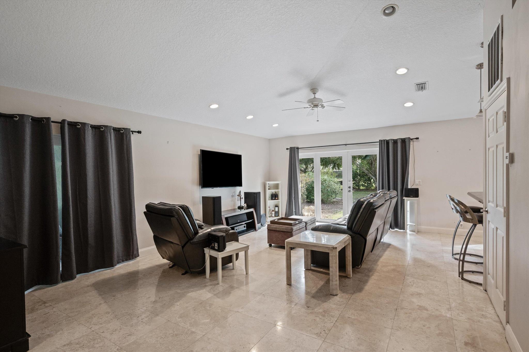 PINES OF WELLINGTON - Residential