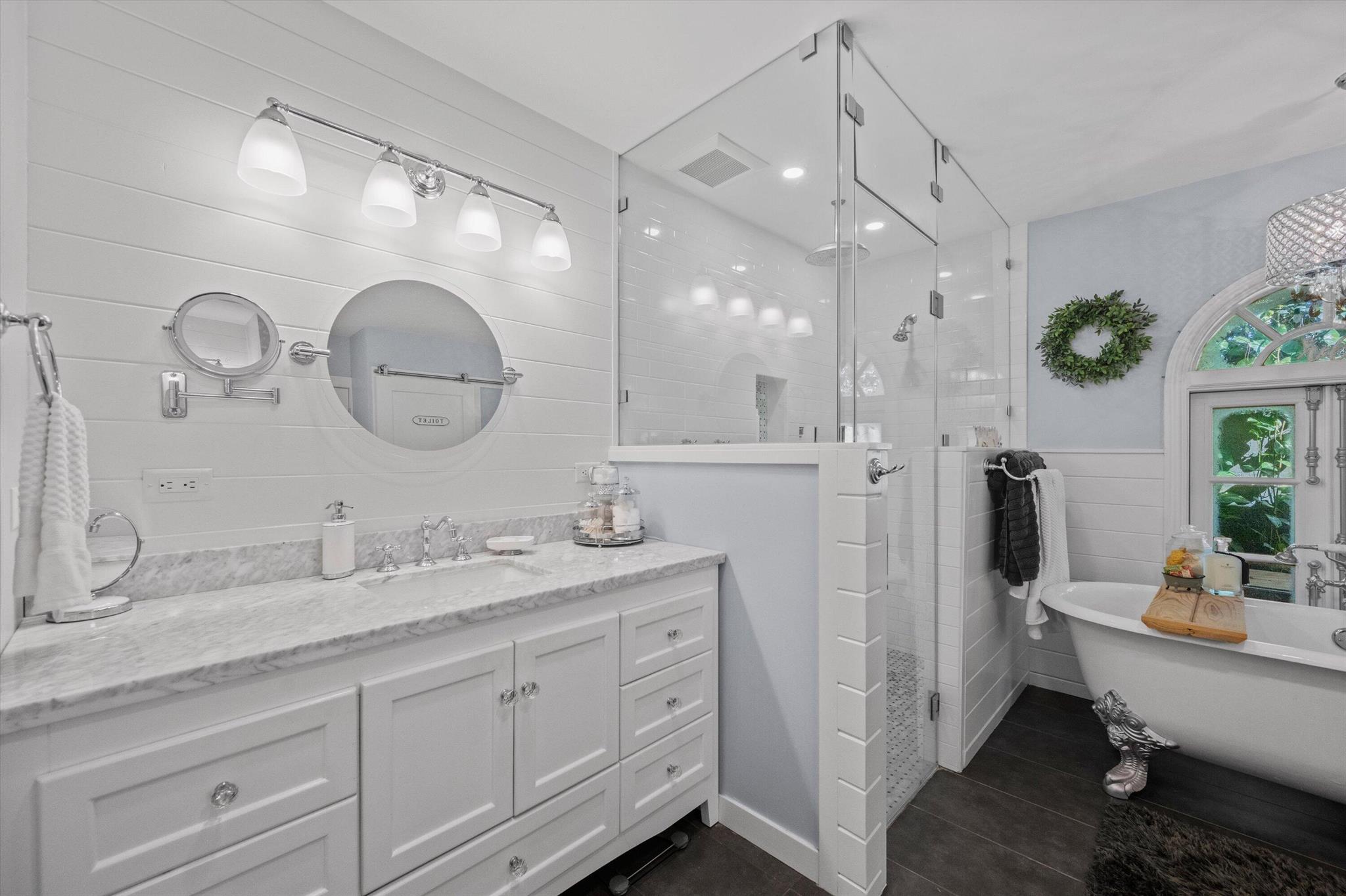 PINES OF WELLINGTON - Residential