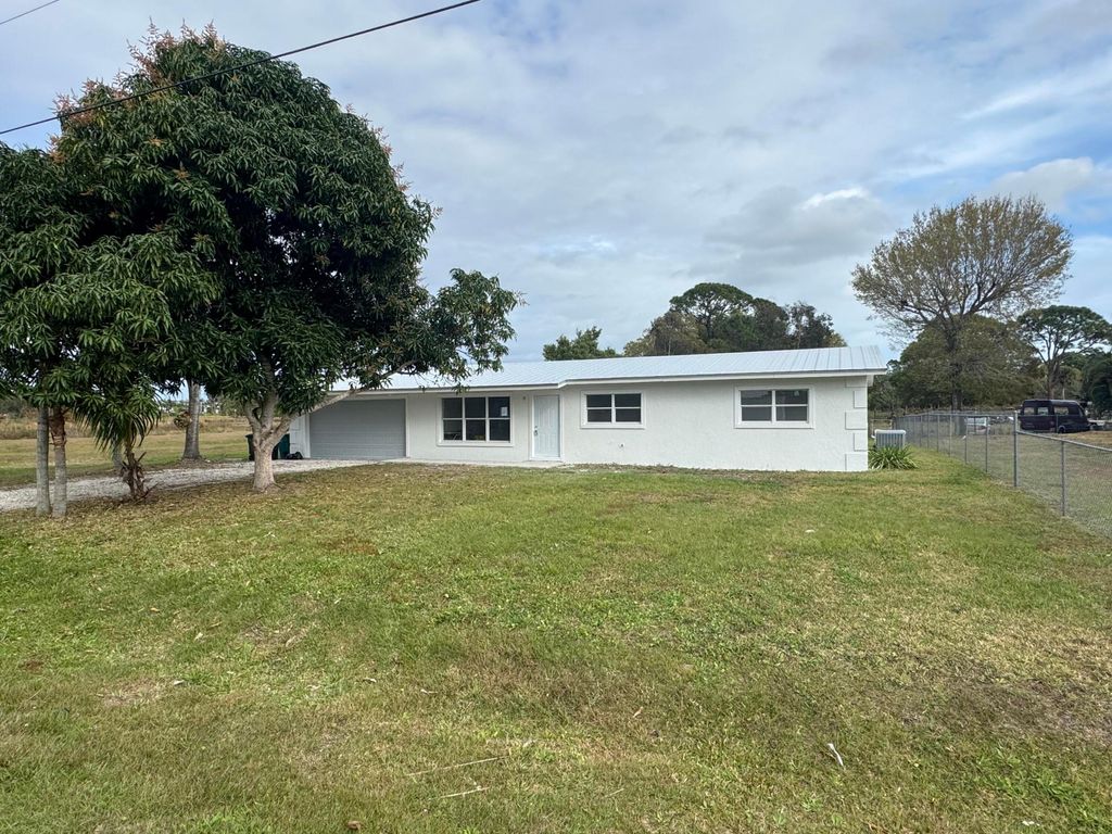 Photo of 5800 Melville Road, Fort Pierce, FL 34982 (MLS # R11154526)
