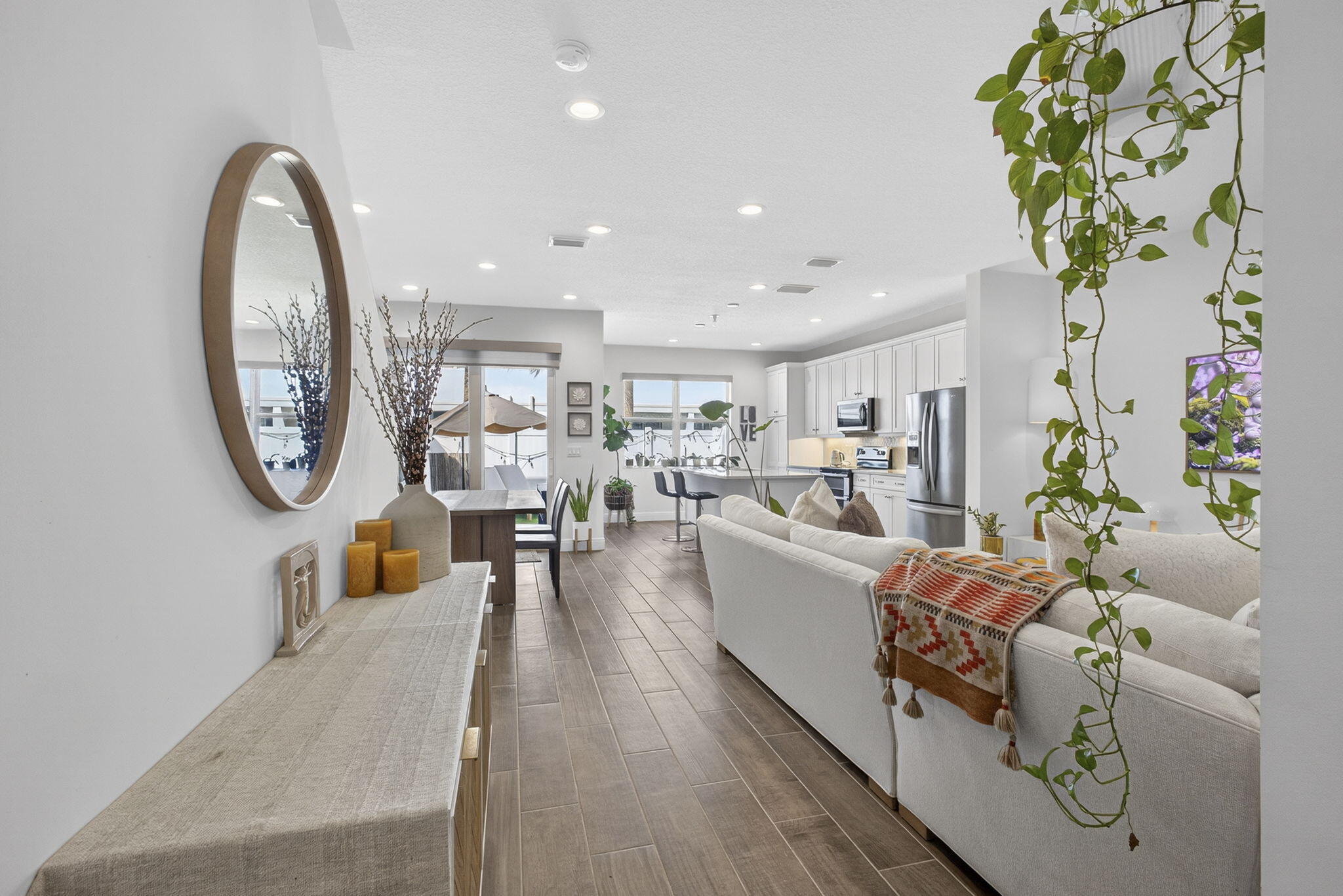 1825 Sandpiper Pointe Place 1825