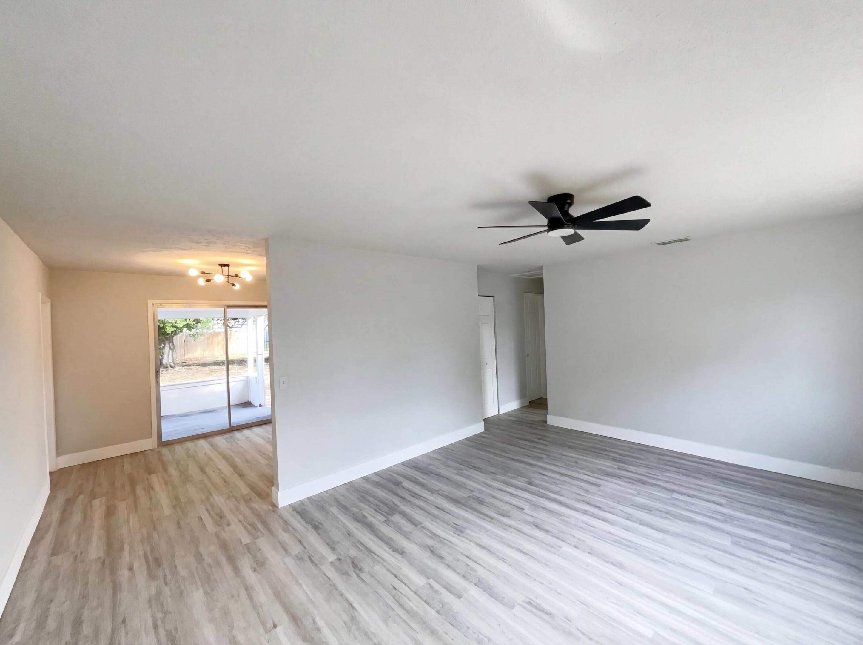 PORT ST LUCIE SECTION 20 - Residential