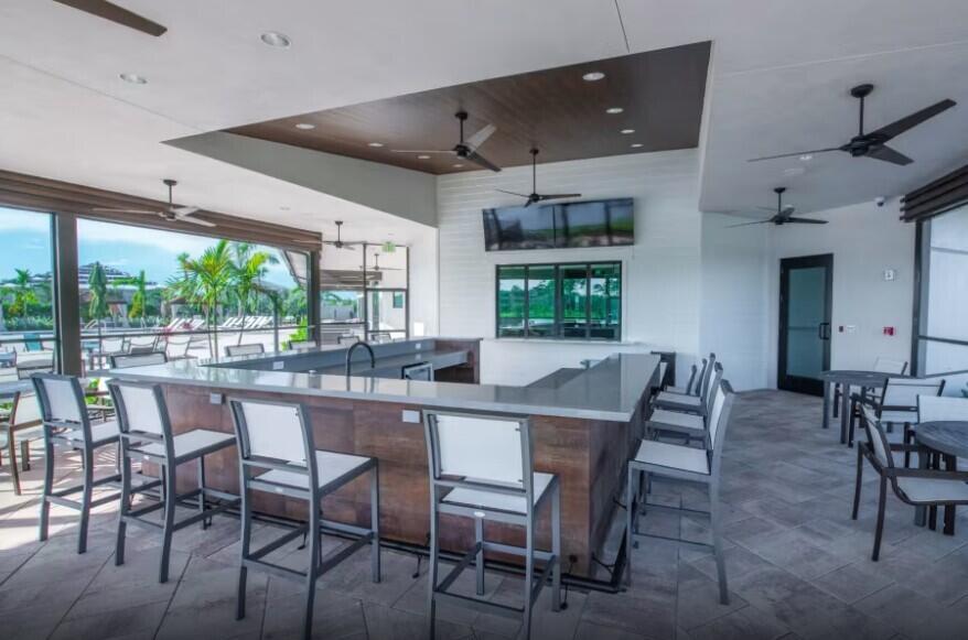 HIGHPOINTE - Residential