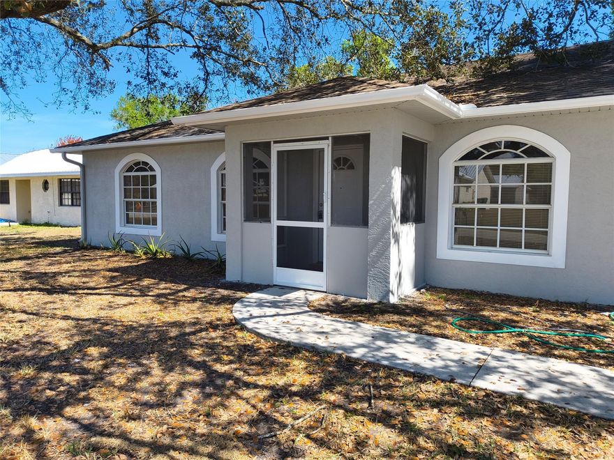 3/2 WITH 2 CAR GARAGE SPACIOUS, FRESHLY PAINTED IN AND OUT, TILE THROUGH OUT. TENANT PAYS ALL UTILITIES AND MAINTAIN LAWN. SMALL PET WELCOME WITH NON-REFUNDABLE FEE. CREDIT AND BACKGROUND REQUIRED, OWNER APPROVAL. MONTHLY INCOME MUST EQUAL 2XS THE RENT​​‌​​​​‌​‌​​​‌‌​​​‌‌‌​​‌​​‌‌​​​​ RATE.