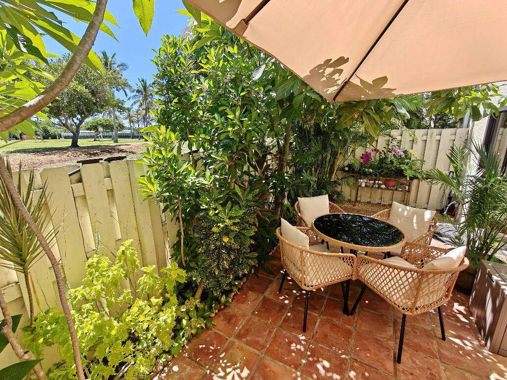 210 BELLA VISTA Court N 10