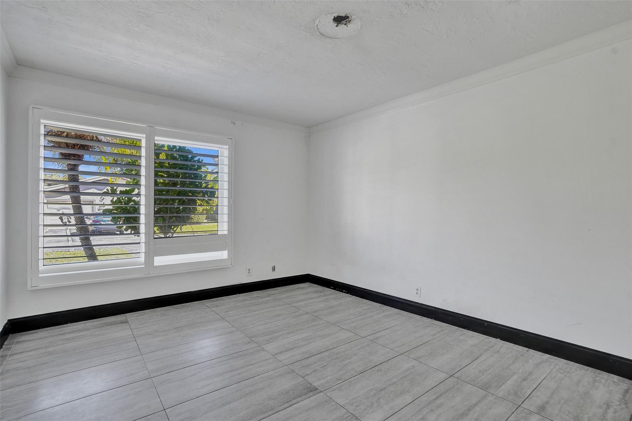 Jacaranda Prcl 338 96-22 - Residential