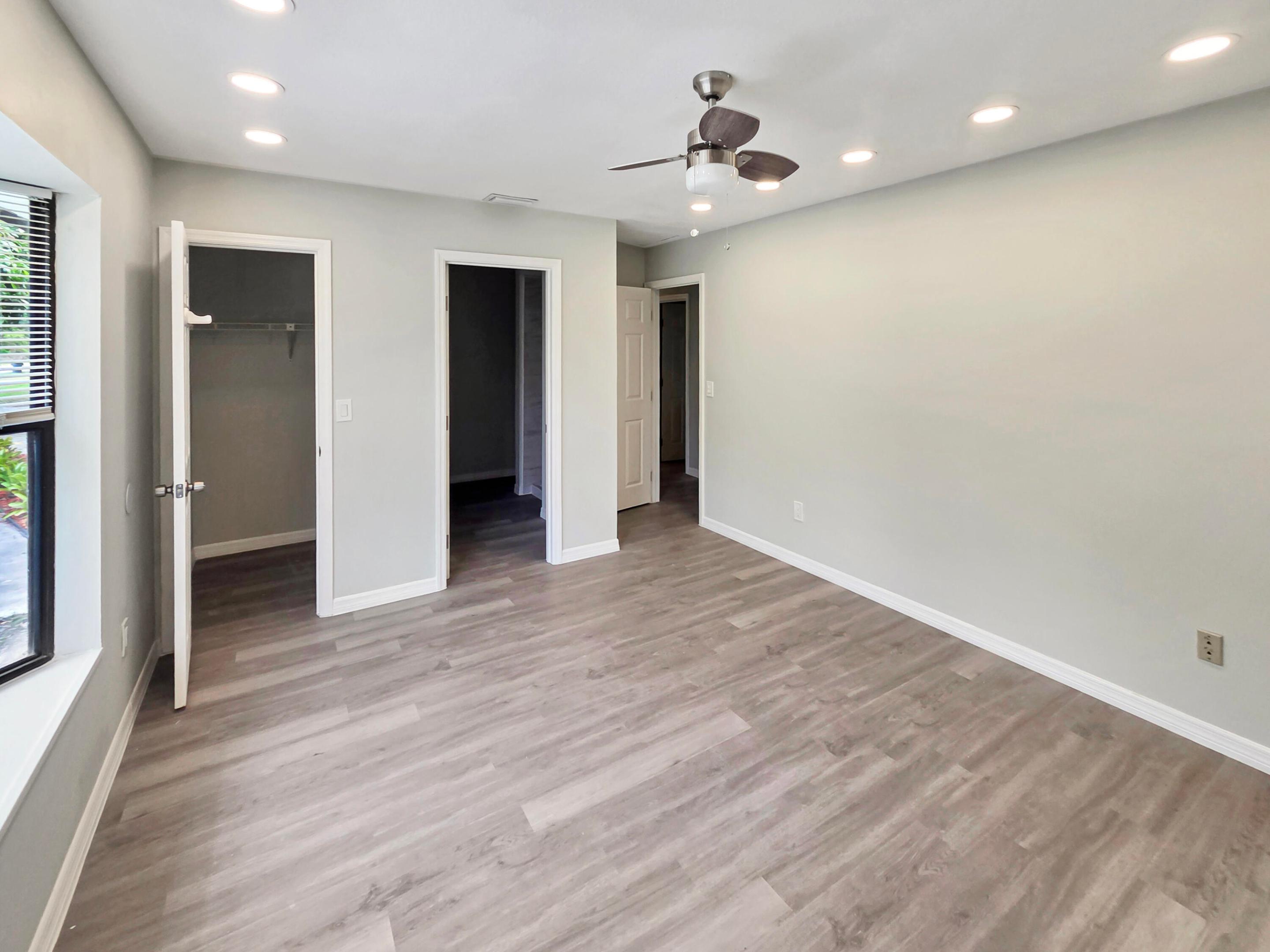 LAKEWOOD PARK UNIT 1 - Residential