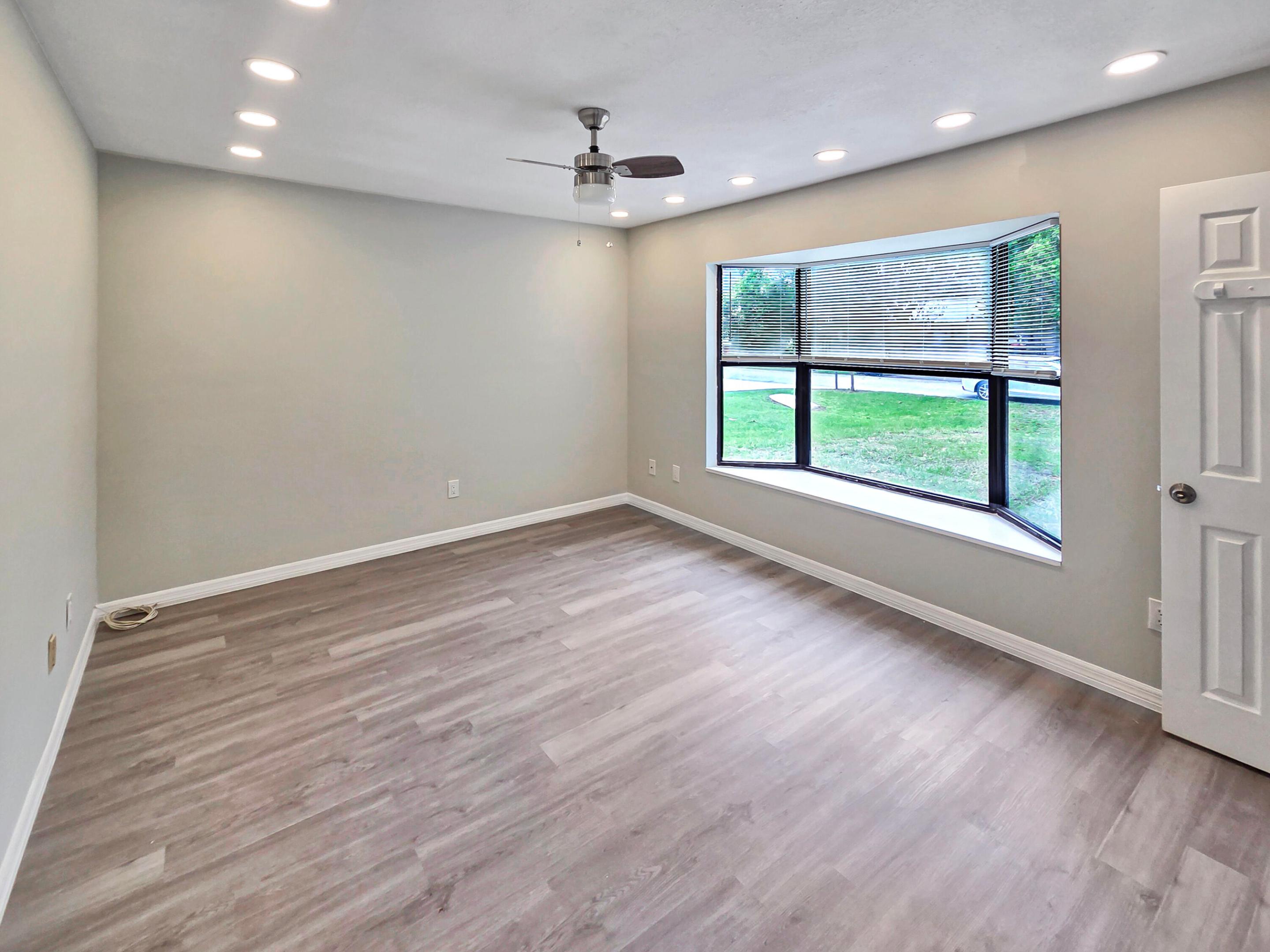 LAKEWOOD PARK UNIT 1 - Residential