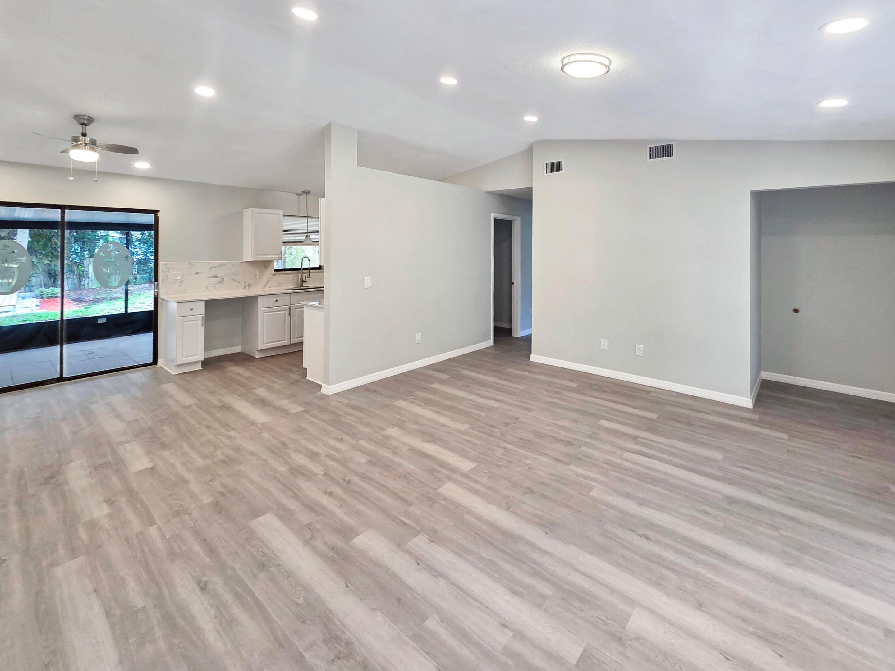 LAKEWOOD PARK UNIT 1 - Residential