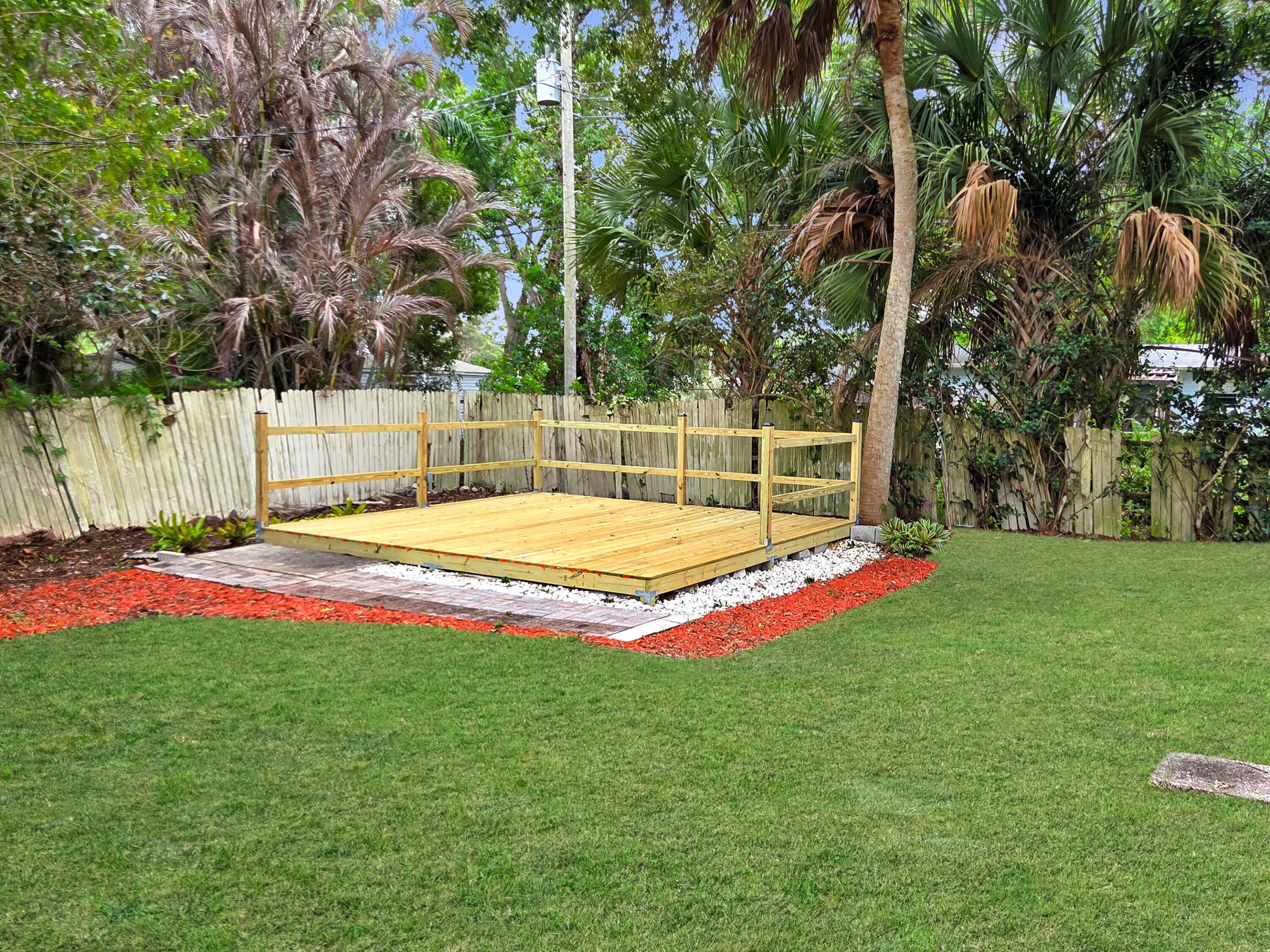 LAKEWOOD PARK UNIT 1 - Residential