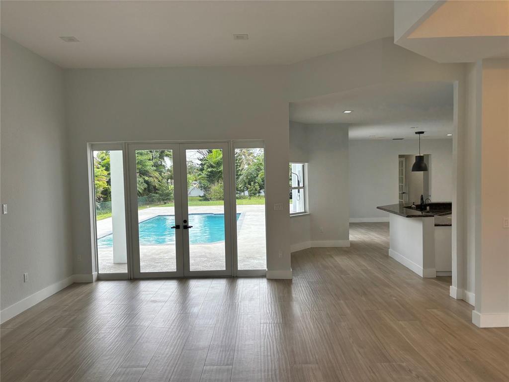FLA FRUIT LANDS CO SUB NO 1 - Residential Lease